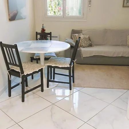 Appartement Superbe Et Son Garage Prive Gratuit *